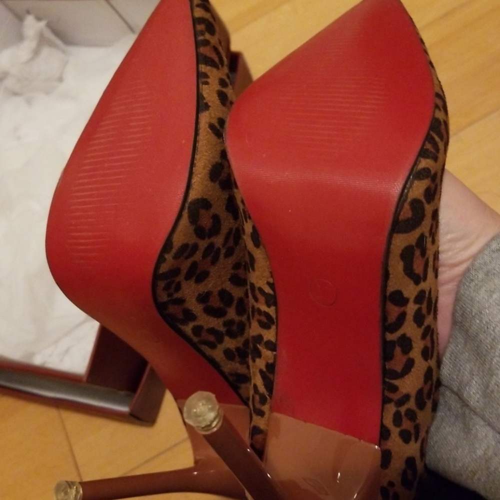 Leopard Heels - Picture 2 of 4